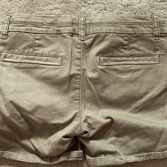 American Eagle Stretch Shorts - Picture 3 of 3